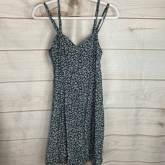 Jamie Brooke Green W/ White Floral Print Sleeveless Romper Size Medium - Picture 1 of 6